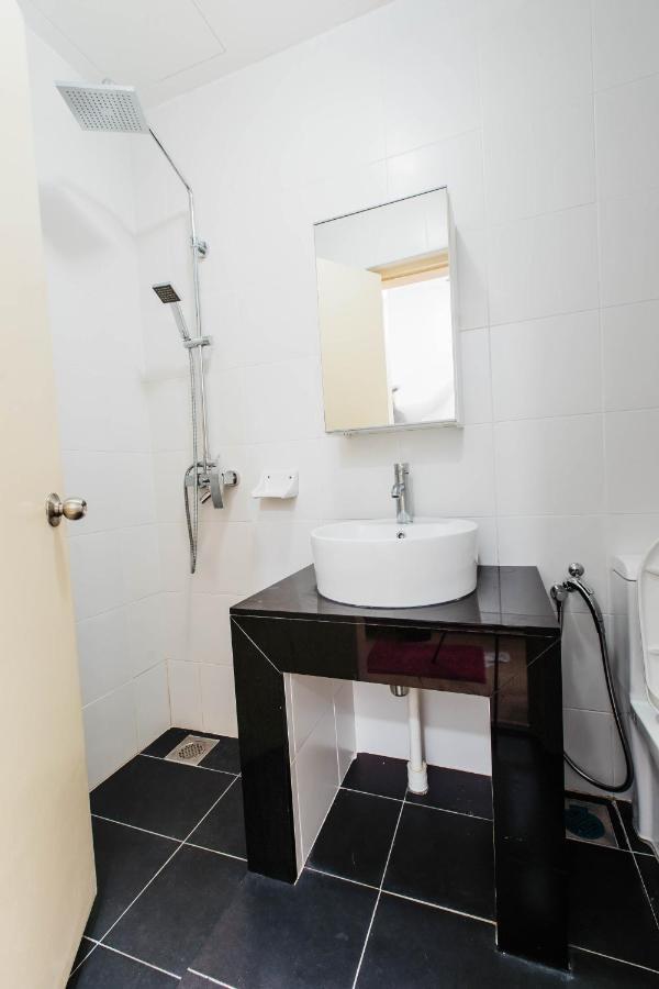 Cozy Homestay With Wifi @Encorp Strand Mall @Alpha Ivf Петалинг-Джая Экстерьер фото