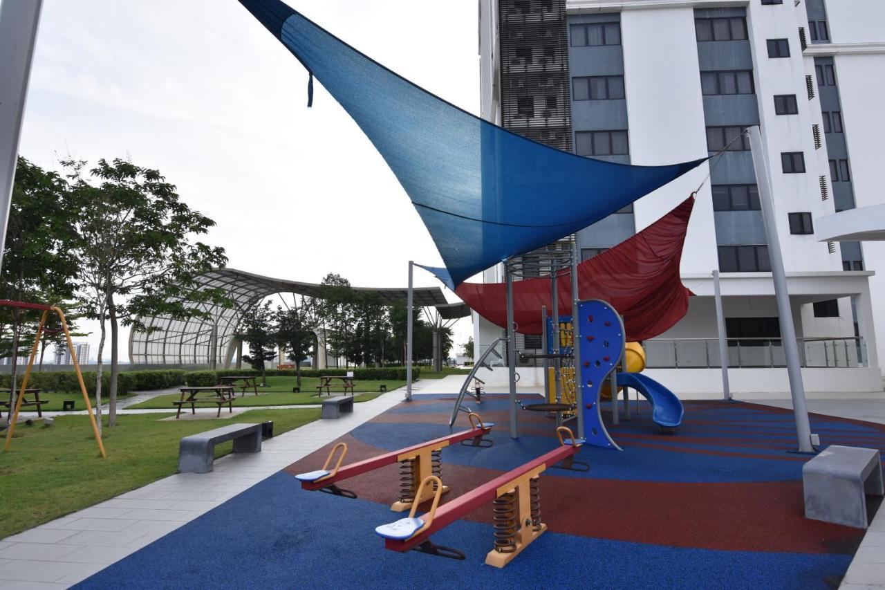 Cozy Homestay With Wifi @Encorp Strand Mall @Alpha Ivf Петалинг-Джая Экстерьер фото